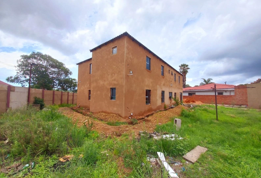 15 Bedroom Property for Sale in West Park Gauteng