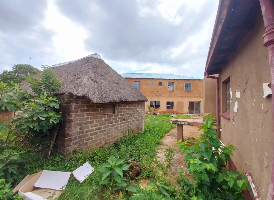 15 Bedroom Property for Sale in West Park Gauteng