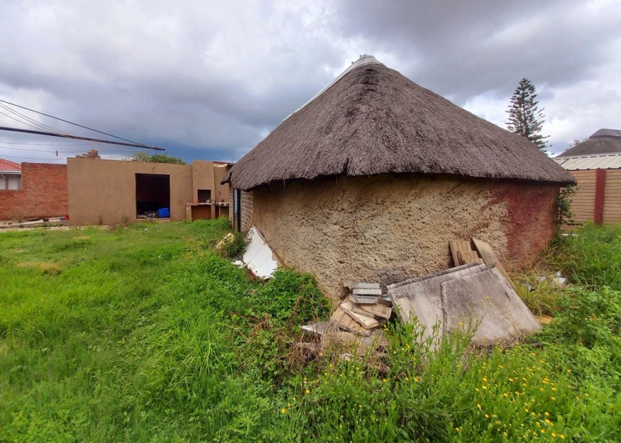 15 Bedroom Property for Sale in West Park Gauteng