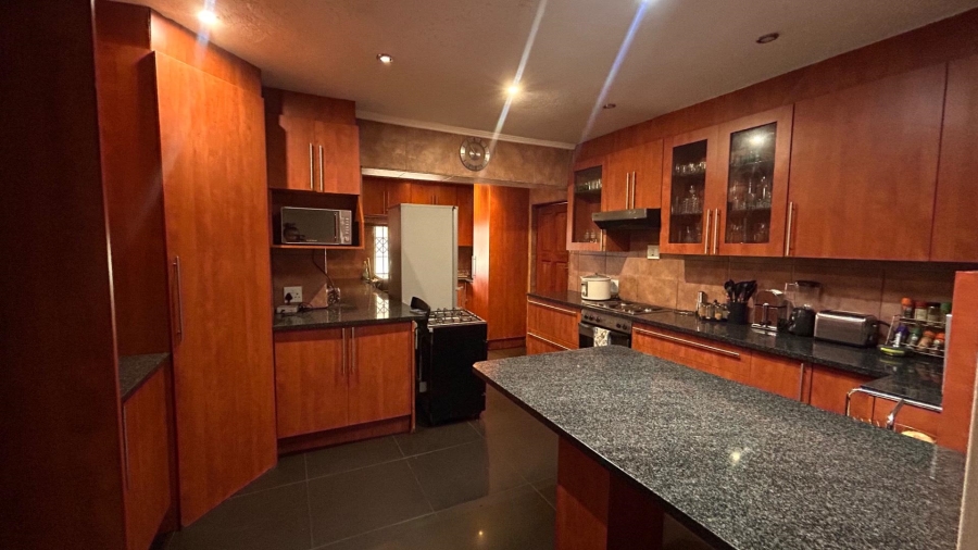 3 Bedroom Property for Sale in Symhurst Gauteng