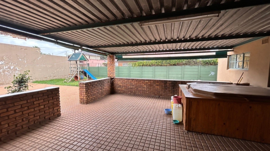 3 Bedroom Property for Sale in Symhurst Gauteng