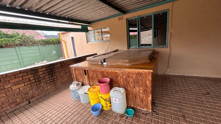 3 Bedroom Property for Sale in Symhurst Gauteng