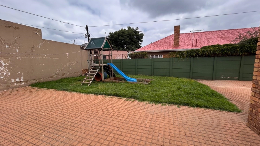 3 Bedroom Property for Sale in Symhurst Gauteng