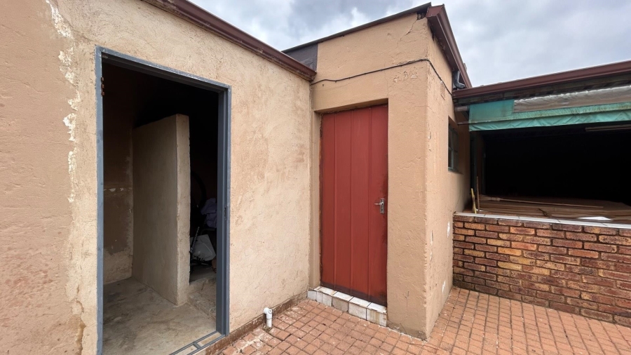3 Bedroom Property for Sale in Symhurst Gauteng