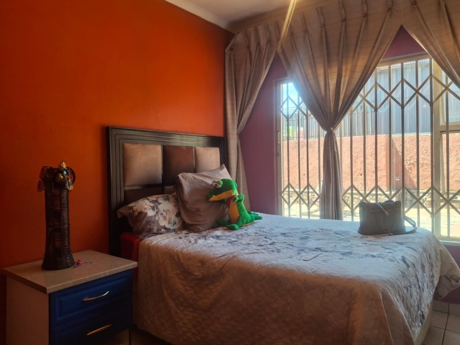 4 Bedroom Property for Sale in Discovery Gauteng