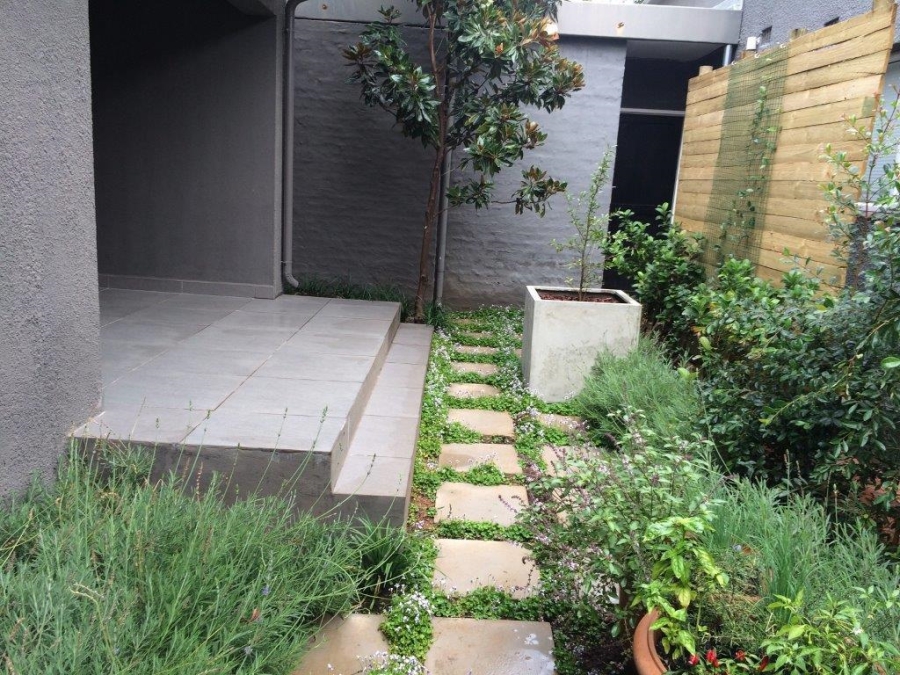 2 Bedroom Property for Sale in Inanda Gauteng