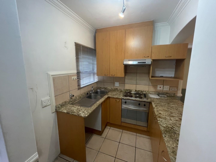 To Let 1 Bedroom Property for Rent in Melrose North Gauteng