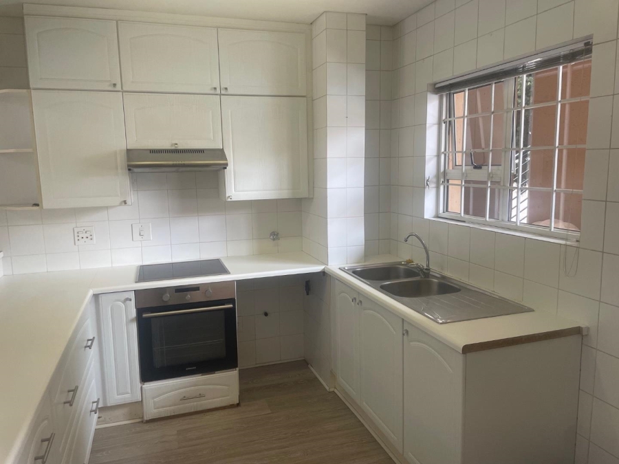 To Let 1 Bedroom Property for Rent in Riviera Gauteng