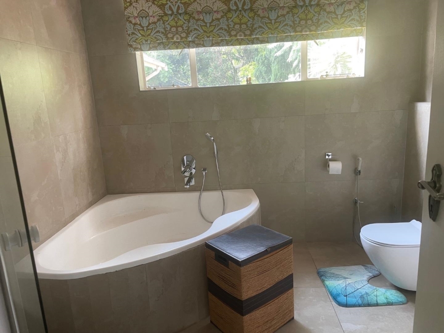 To Let 2 Bedroom Property for Rent in Forest Town Gauteng