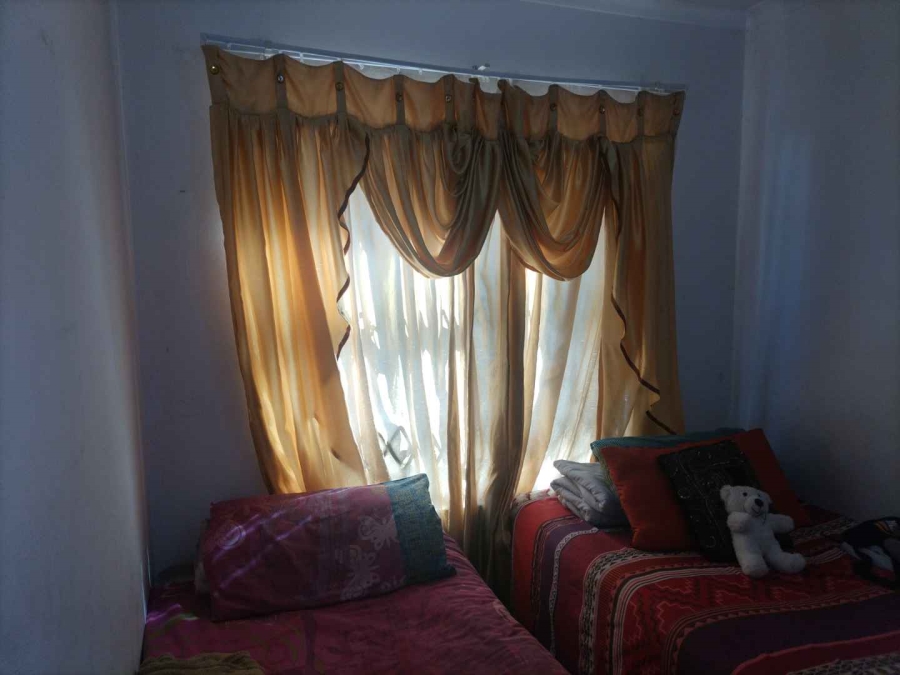 2 Bedroom Property for Sale in Fleurhof Gauteng