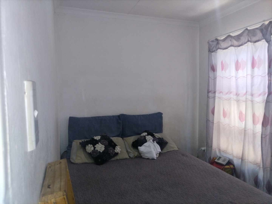 2 Bedroom Property for Sale in Fleurhof Gauteng