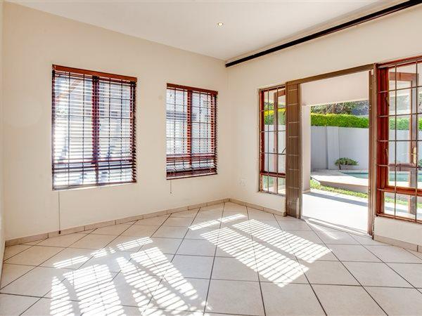 To Let 4 Bedroom Property for Rent in Fourways Gauteng