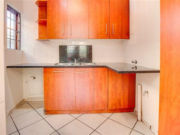 To Let 4 Bedroom Property for Rent in Fourways Gauteng