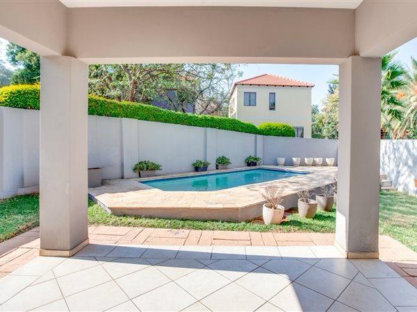 To Let 4 Bedroom Property for Rent in Fourways Gauteng