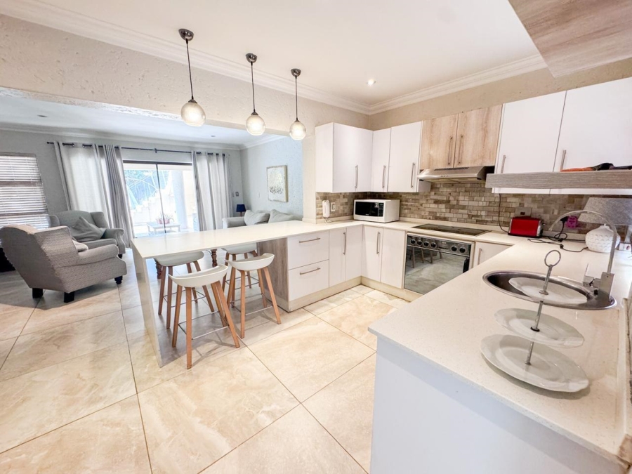 To Let 5 Bedroom Property for Rent in Dainfern Golf Estate Gauteng