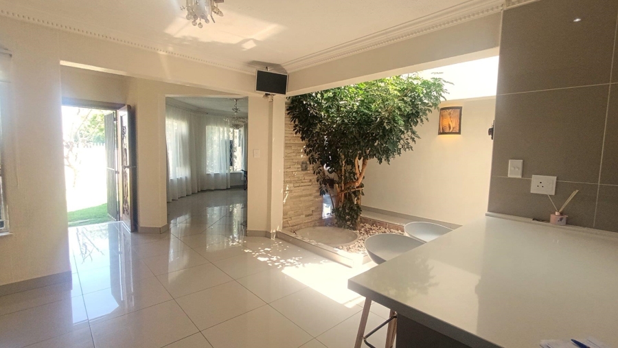 3 Bedroom Property for Sale in Noordwyk Gauteng