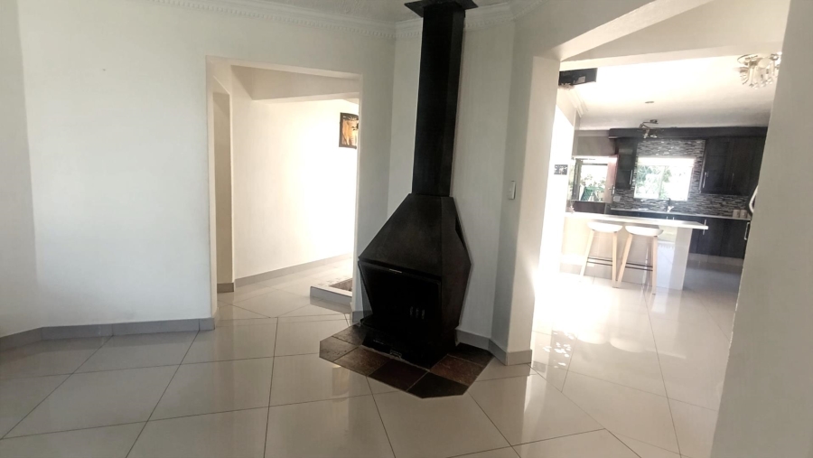 3 Bedroom Property for Sale in Noordwyk Gauteng