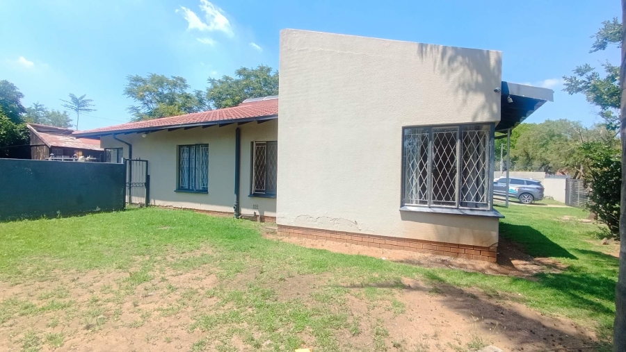 3 Bedroom Property for Sale in Noordwyk Gauteng