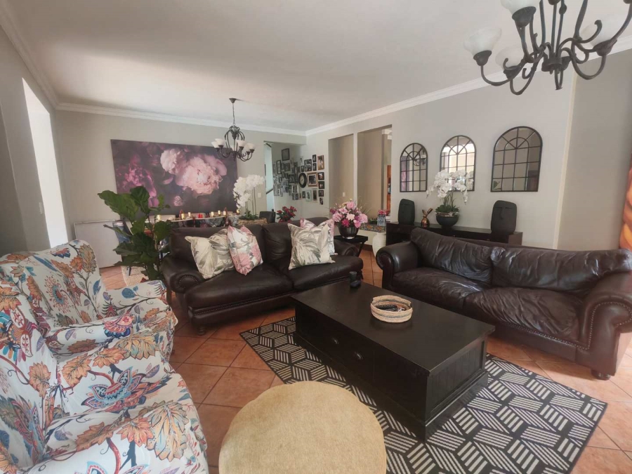 4 Bedroom Property for Sale in Zwartkop Golf Estate Gauteng