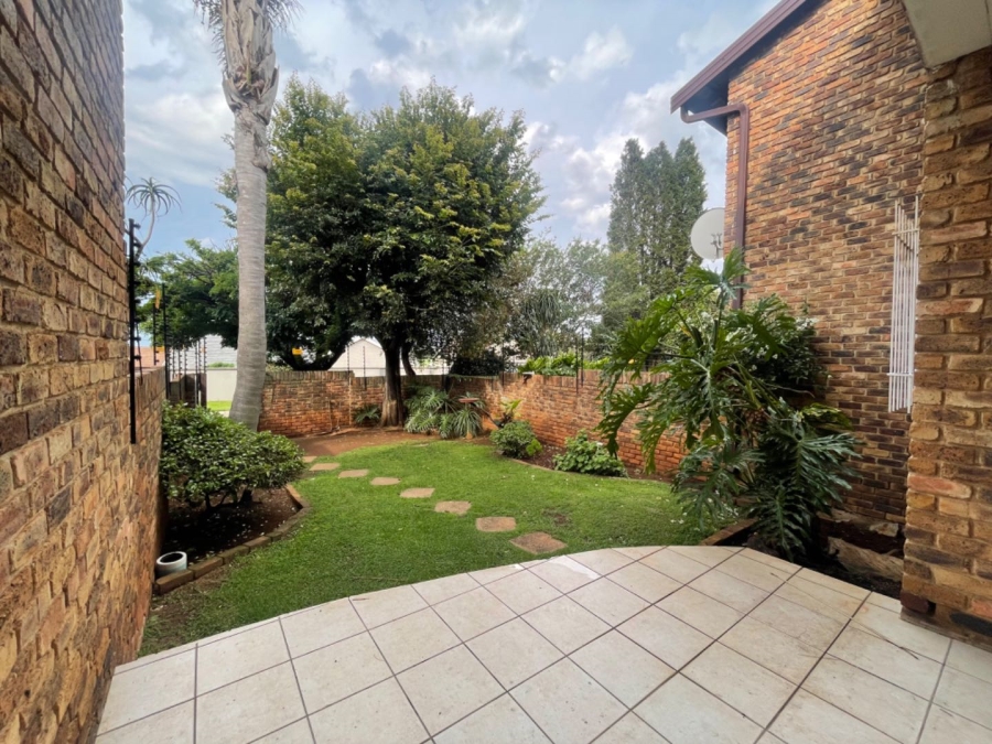 3 Bedroom Property for Sale in Edleen Gauteng