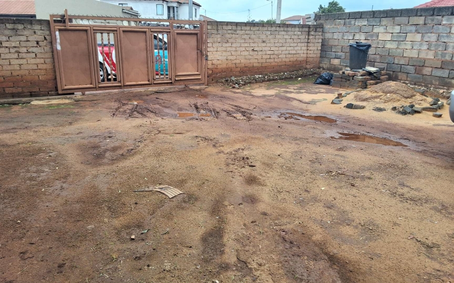 2 Bedroom Property for Sale in Vosloorus Gauteng