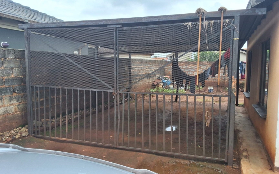 2 Bedroom Property for Sale in Vosloorus Gauteng