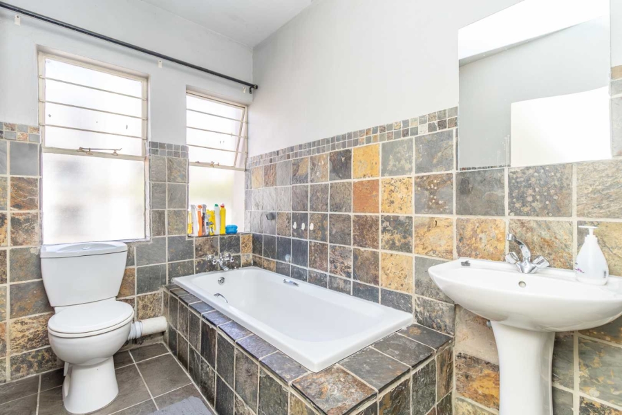 2 Bedroom Property for Sale in Sundowner Gauteng