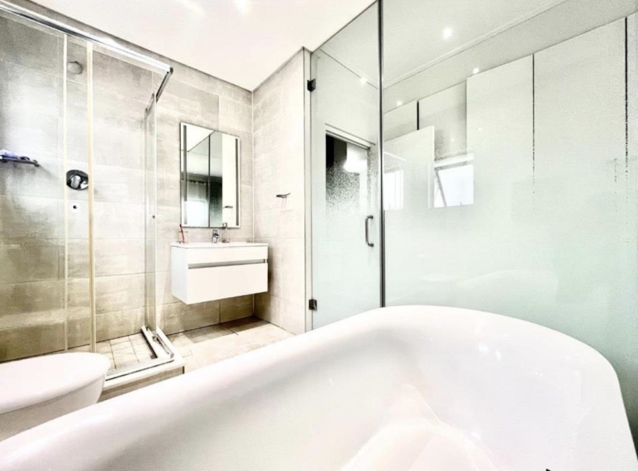 To Let 2 Bedroom Property for Rent in Waterfall Gauteng