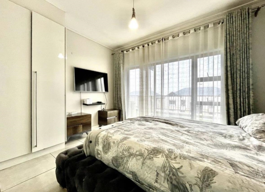 To Let 2 Bedroom Property for Rent in Waterfall Gauteng