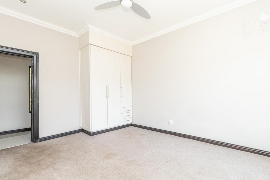 4 Bedroom Property for Sale in Knoppieslaagte Gauteng