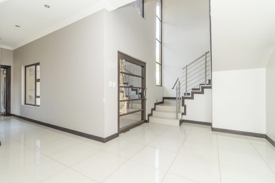 4 Bedroom Property for Sale in Knoppieslaagte Gauteng