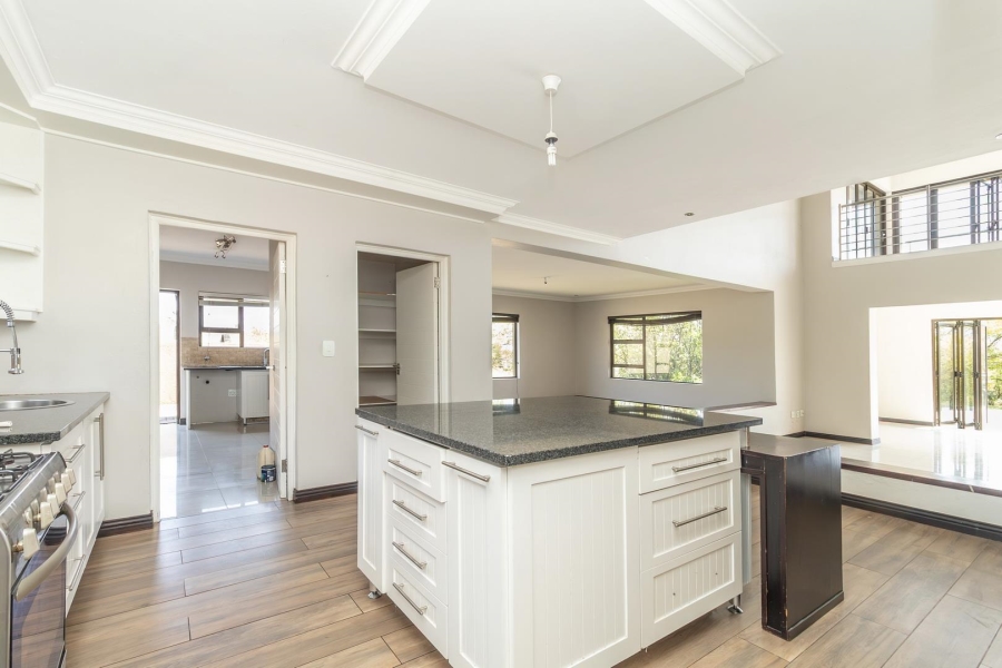 4 Bedroom Property for Sale in Knoppieslaagte Gauteng