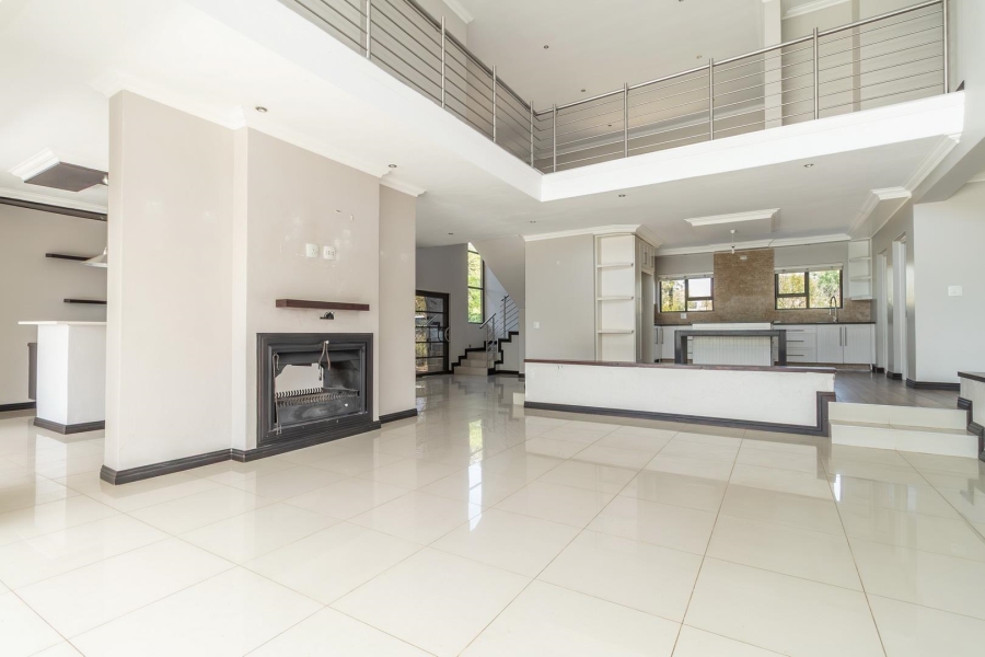 4 Bedroom Property for Sale in Knoppieslaagte Gauteng