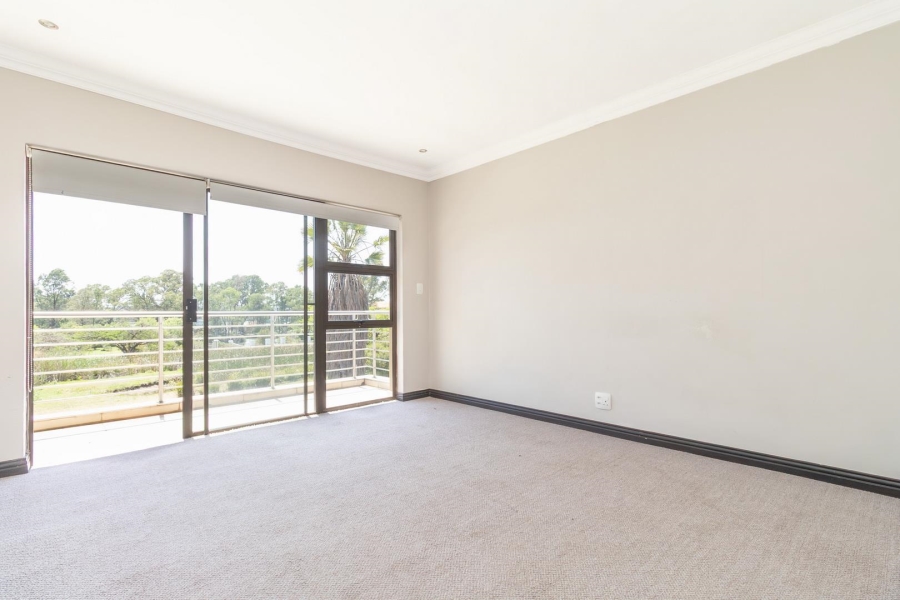 4 Bedroom Property for Sale in Knoppieslaagte Gauteng