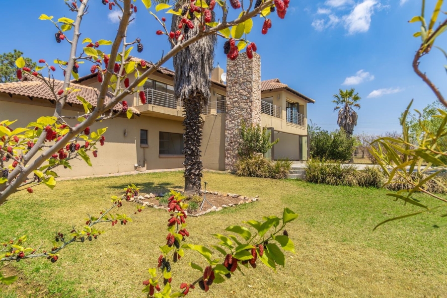 4 Bedroom Property for Sale in Knoppieslaagte Gauteng