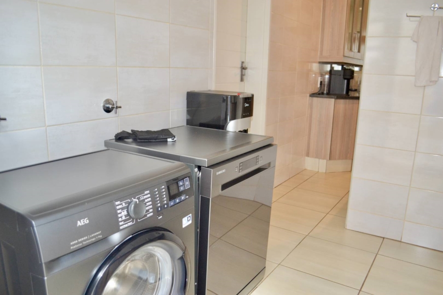 To Let 3 Bedroom Property for Rent in Hazeldean Gauteng