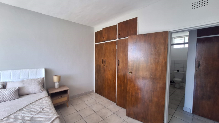 2 Bedroom Property for Sale in Constantia Kloof Gauteng