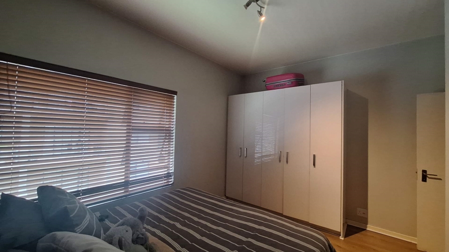 To Let 2 Bedroom Property for Rent in North Riding Gauteng