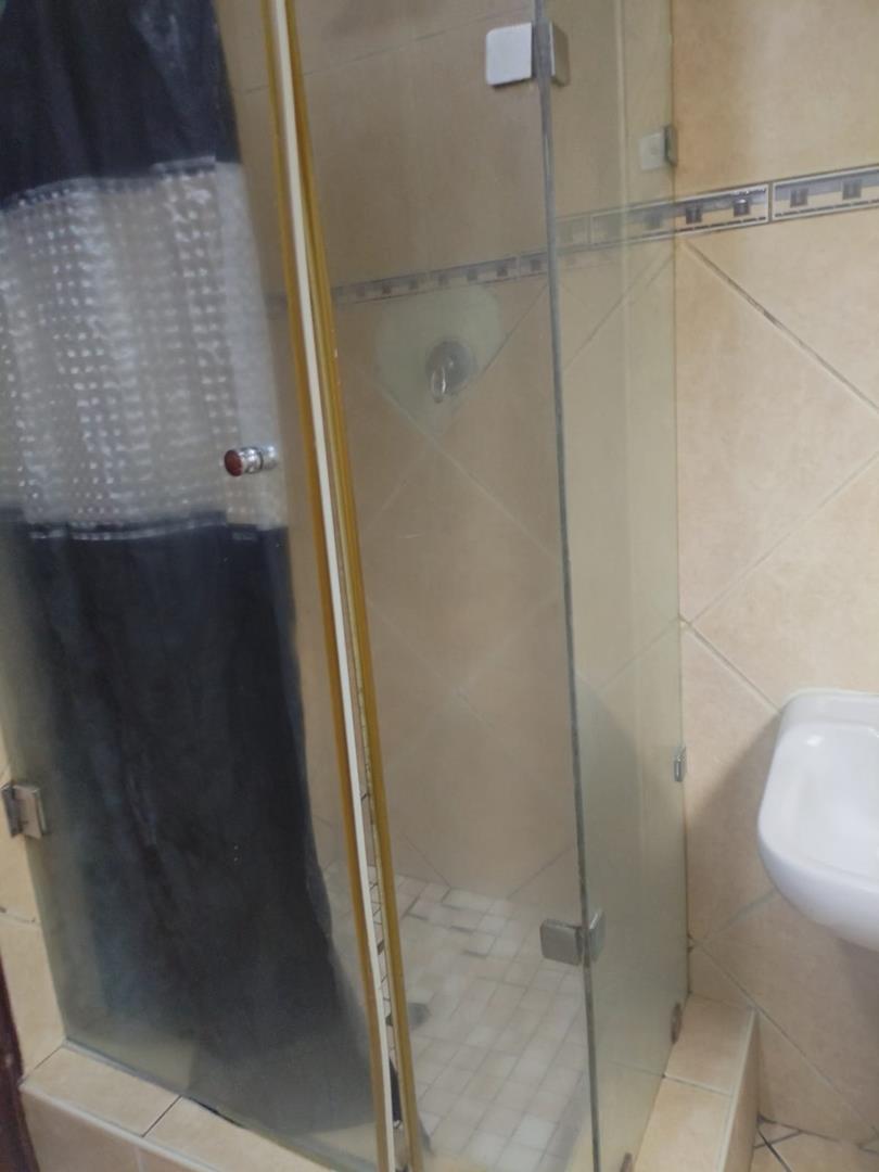 2 Bedroom Property for Sale in Mulbarton Gauteng