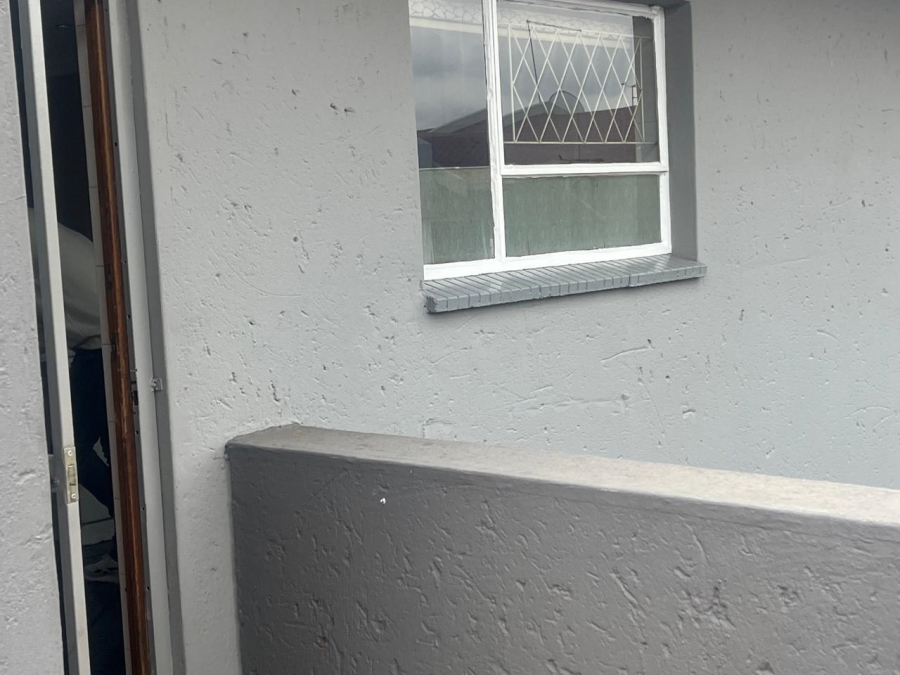 2 Bedroom Property for Sale in Raceview Gauteng