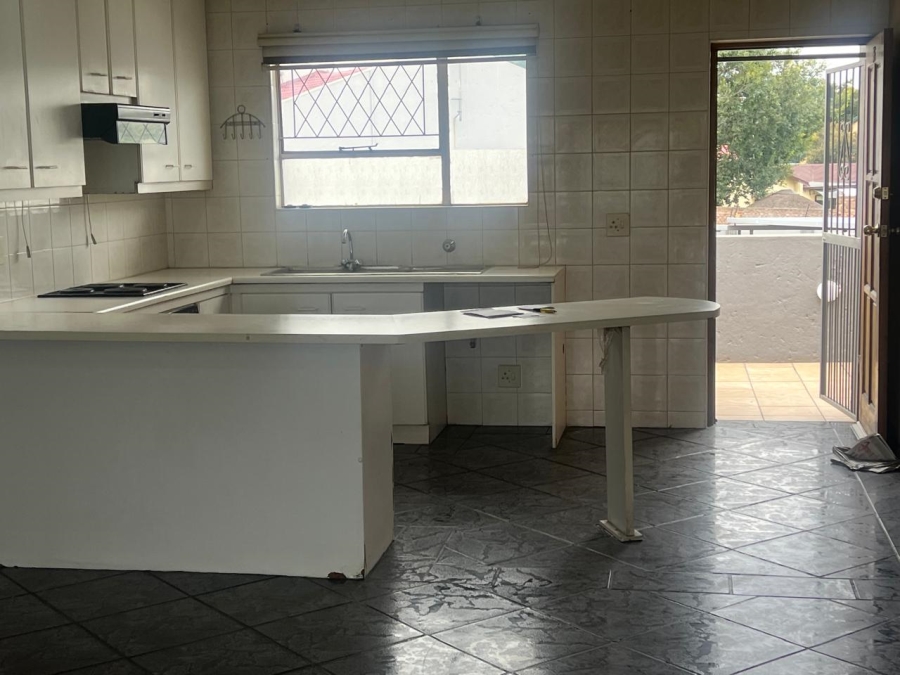2 Bedroom Property for Sale in Raceview Gauteng