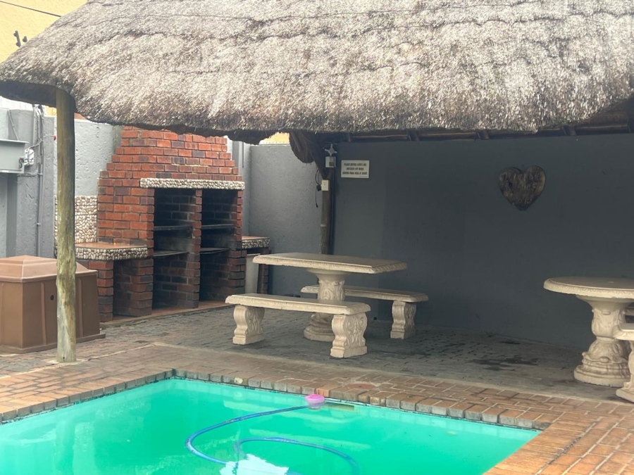 2 Bedroom Property for Sale in Raceview Gauteng