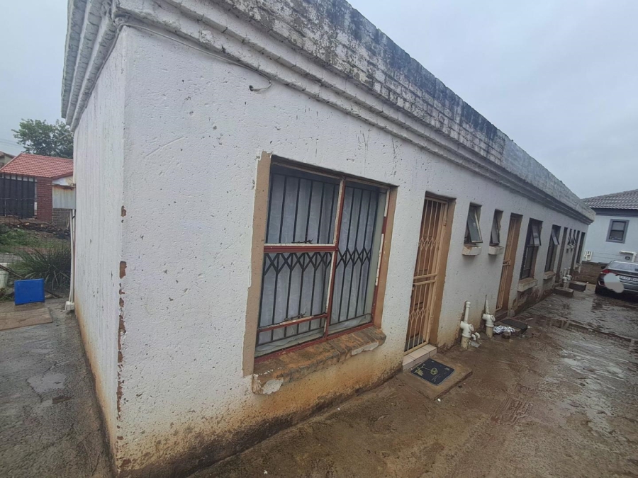 10 Bedroom Property for Sale in Olievenhoutbosch Gauteng