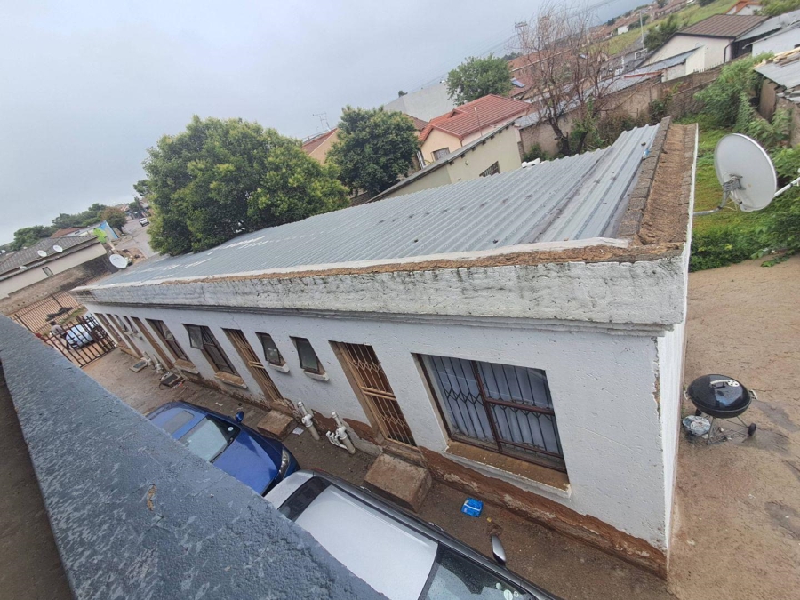 10 Bedroom Property for Sale in Olievenhoutbosch Gauteng
