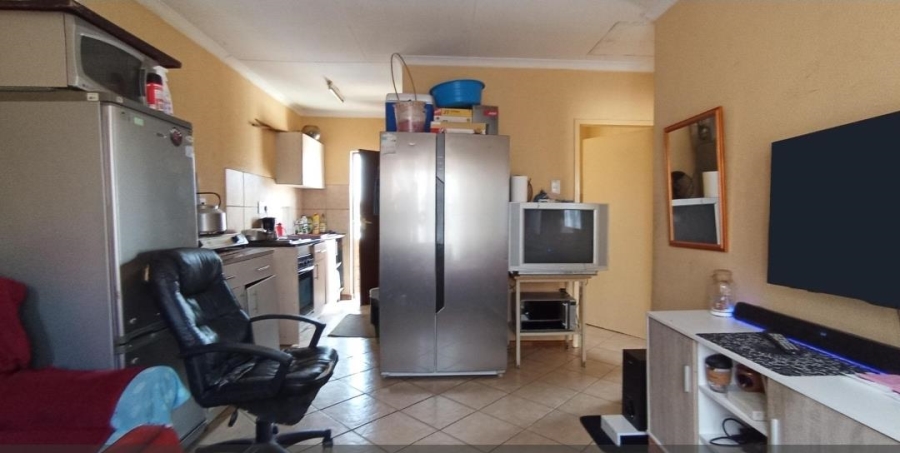 2 Bedroom Property for Sale in Olievenhoutbosch Gauteng