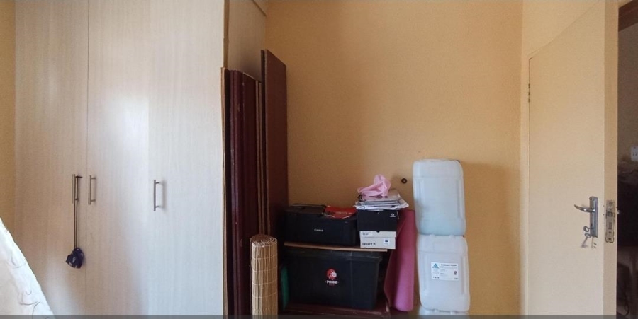 2 Bedroom Property for Sale in Olievenhoutbosch Gauteng