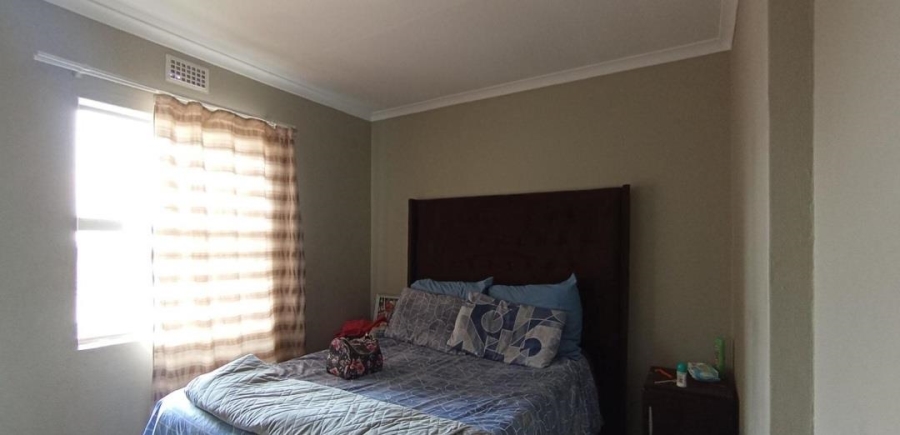 2 Bedroom Property for Sale in Heuweloord Gauteng