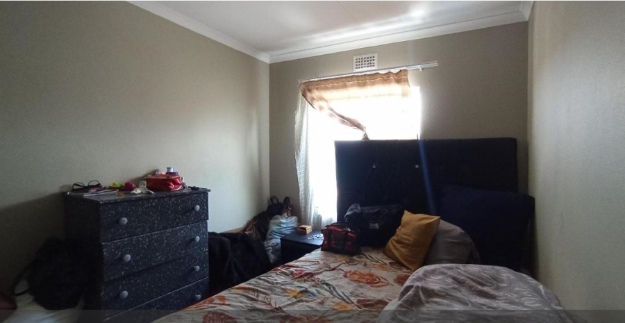 2 Bedroom Property for Sale in Heuweloord Gauteng