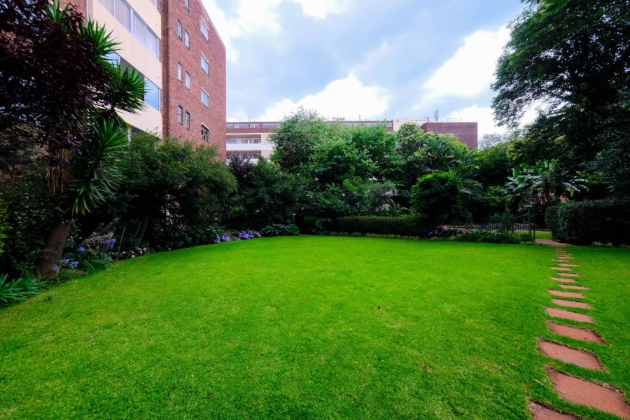 1 Bedroom Property for Sale in Killarney Gauteng