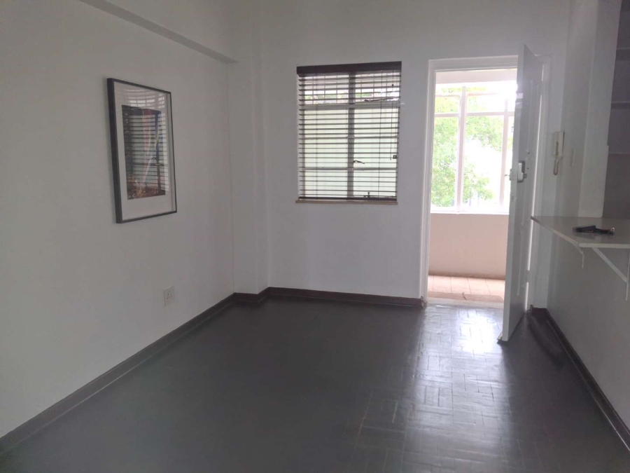To Let 2 Bedroom Property for Rent in Illovo Gauteng